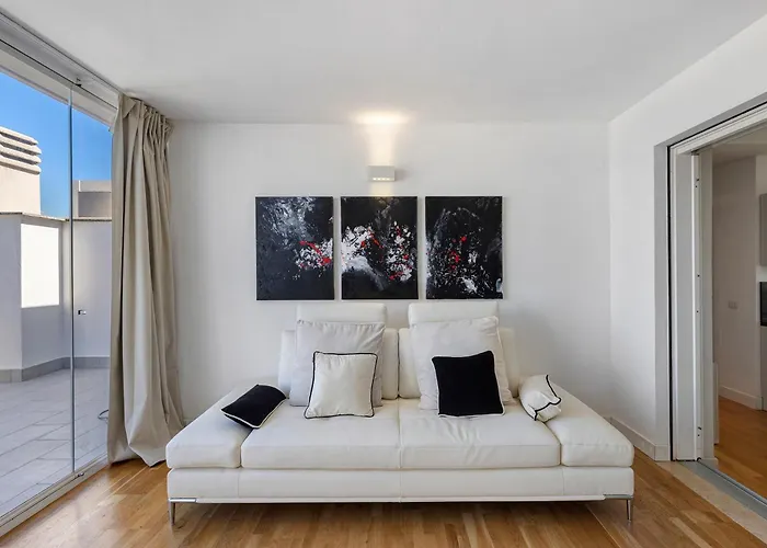House Cassia Daire Roma