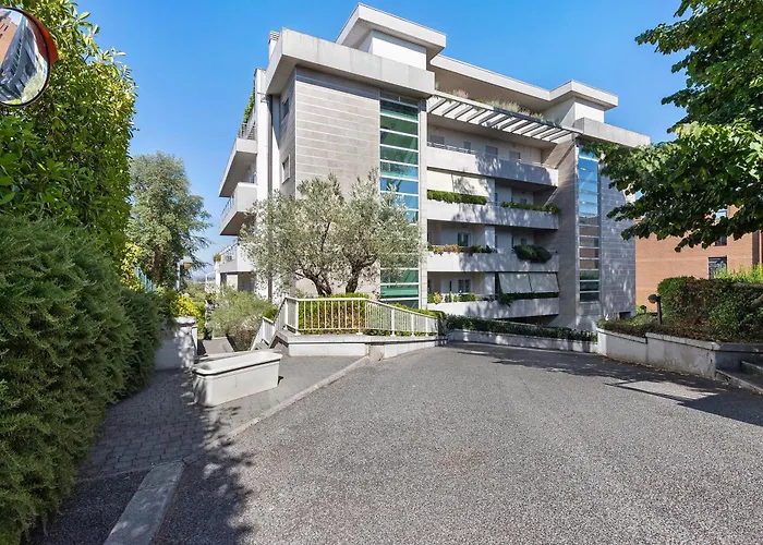 House Cassia Daire Roma